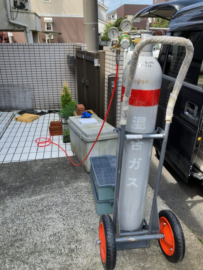トレーサーガス漏水調査
