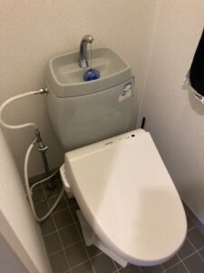 トイレ交換前の画像